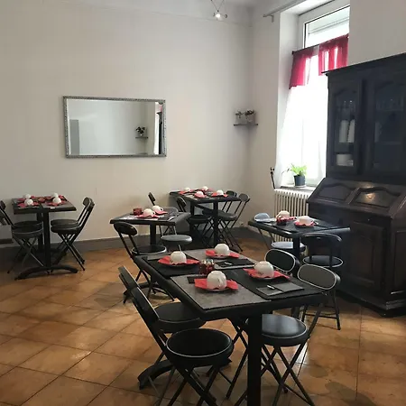 Au Royal Szálloda 2*