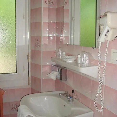 Szálloda Au Royal 2*